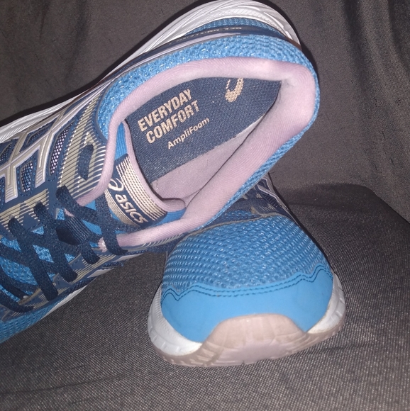 Asics Contend-5 size 9 wms. - Picture 8 of 10